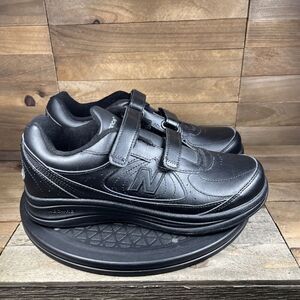 New Balance 577 Mens Size 8 D Black Casual Shoes Sneakers Leather MW577VK NWOB